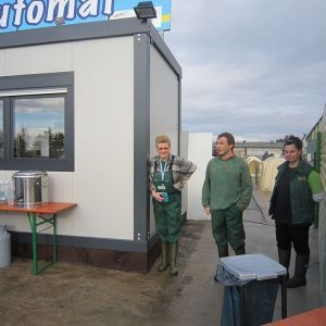 Eröffnung Milchautomat Grosszschocher