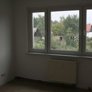 Zweiraumwohnung im Dachgeschoss - Wohnzimmer